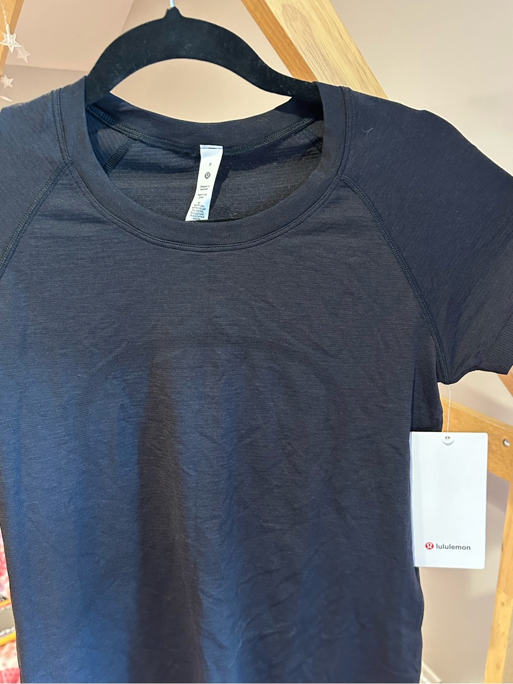 NWT Lululemon Swiftly Tech Short-Sleeve Shirt 2.0 Hip Length Size 8